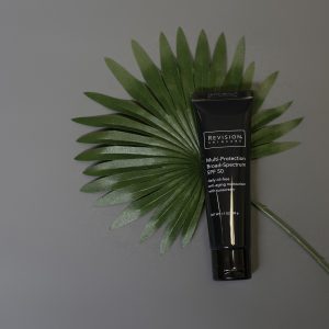 Revision Multi-Protection Broad-Spectrum SPF 50
